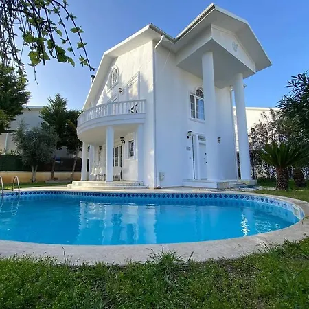 Luxury Private In The Center فندق