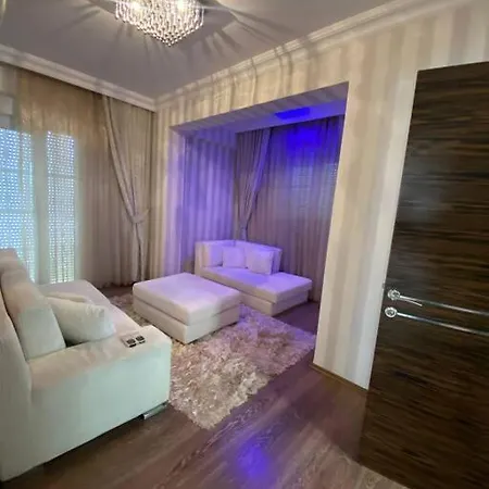 Luxury Private In The Center